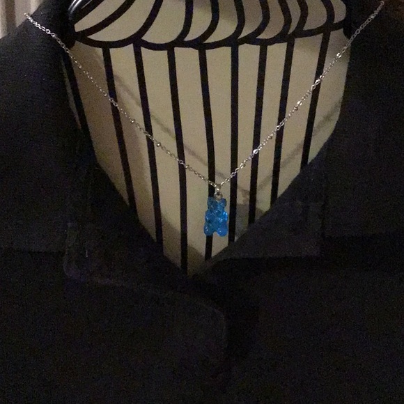 Gummy Bear Necklace - Picture 5 of 6